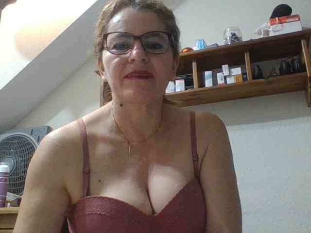 JuanitaWouti JuanitaWouti