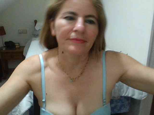 JuanitaWouti JuanitaWouti