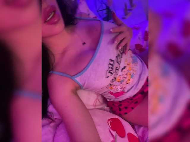 ladyofdesire cam belle