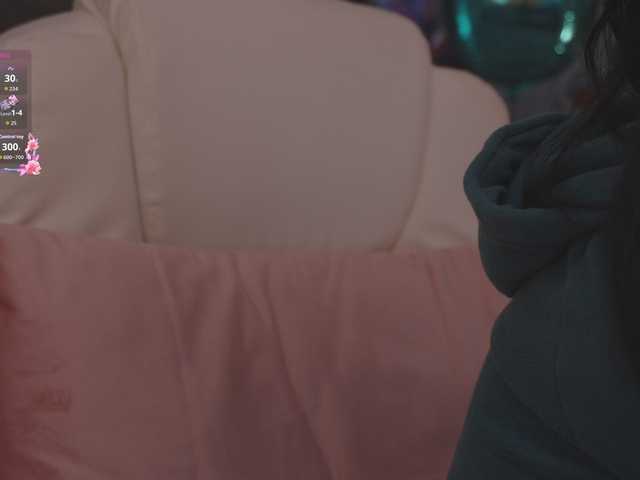 ladyofdesire cam belle