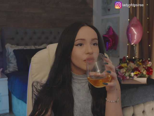 ladyofdesire cam belle