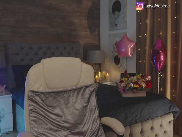 LadyOfDesire's BongaCams show and profile