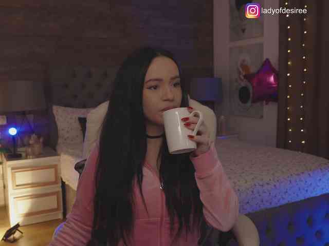 LadyOfDesire webcam