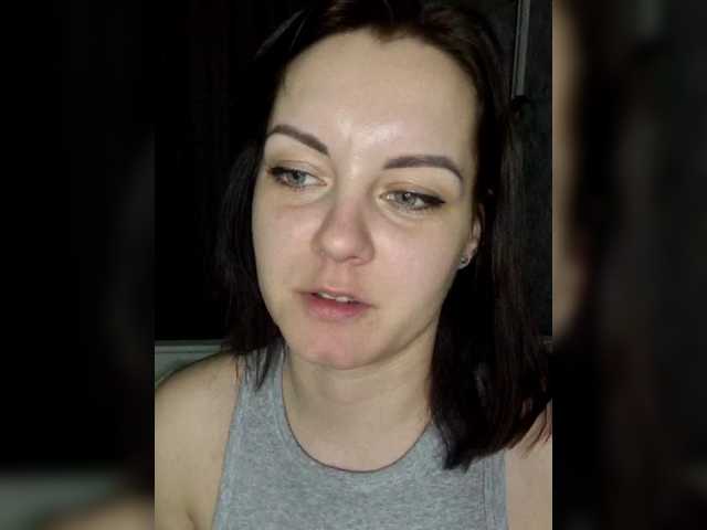 StreetLove2's BongaCams show and profile