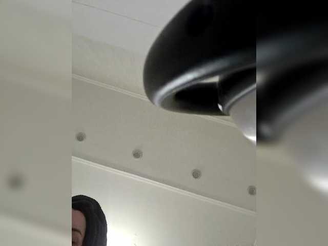 StreetLove2's BongaCams show and profile