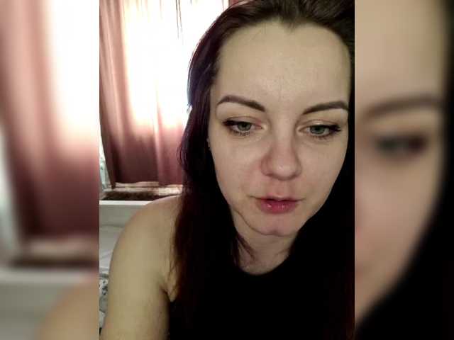 StreetLove2's BongaCams show and profile