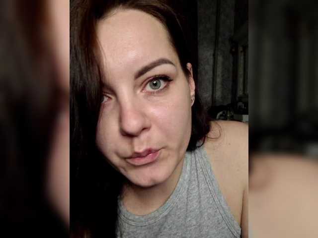 StreetLove2's BongaCams show and profile