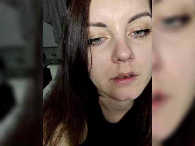 StreetLove2's BongaCams show and profile