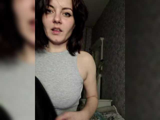 StreetLove2's BongaCams show and profile