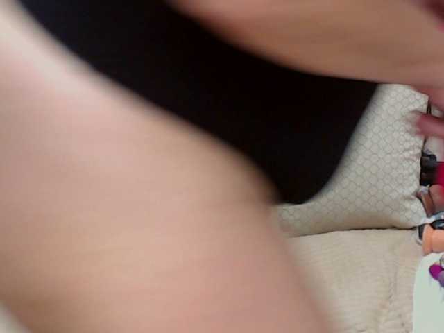 MadlenHairy's BongaCams show and profile