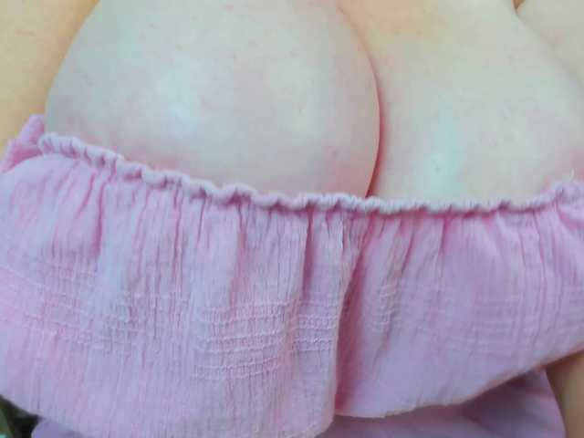 77Sambuca77's BongaCams show and profile