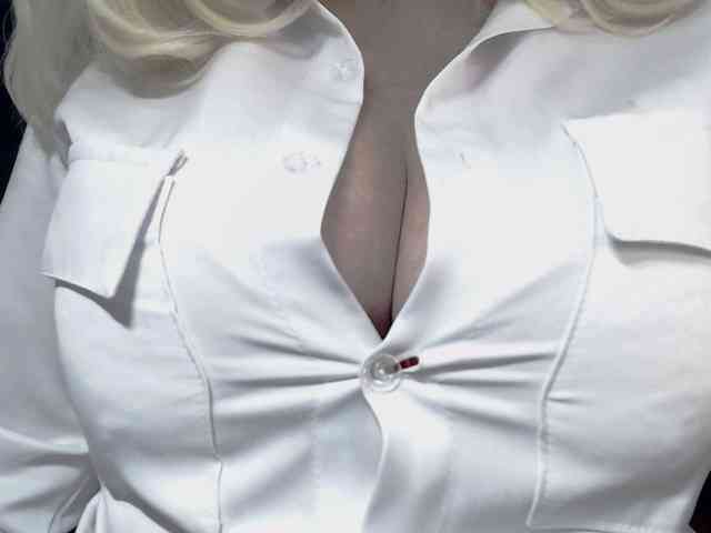 Shaved white, Shaved mature, Group chat for 20 39 tokens, Full privates for..., privates tokens 17