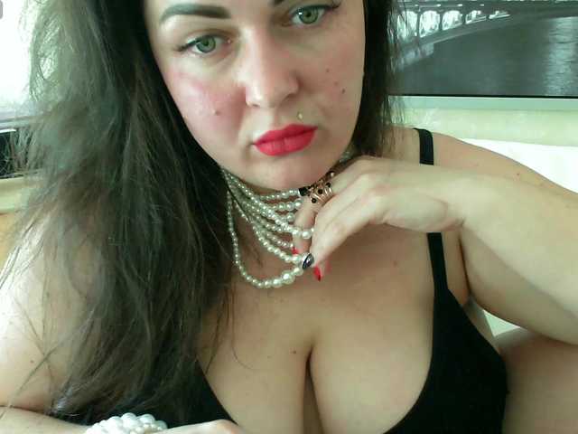 sesitivelola1's BongaCams show and profile