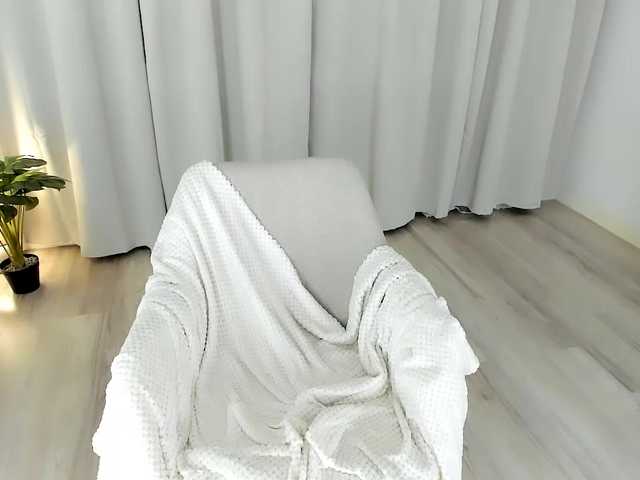 amylive's BongaCams show and profile