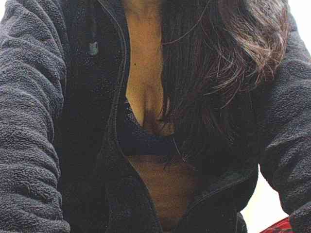 HOTTTSKIN Live Webcam on BongaCams