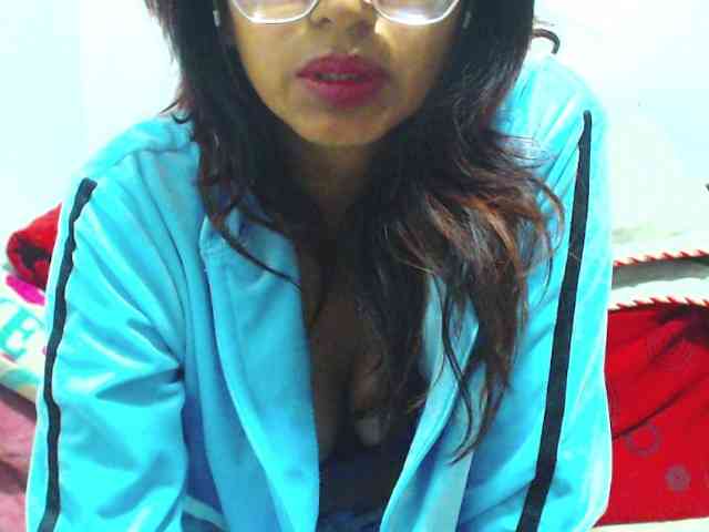 KATYY-HOTTT webcam