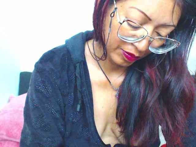 KATYY-HOTTT webcam