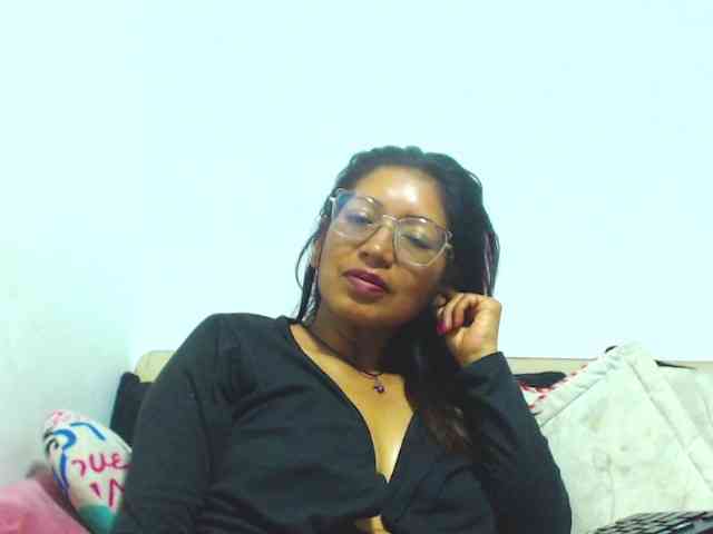 KATYY-HOTTT webcam