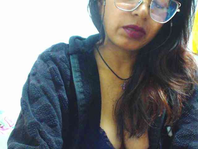 KATYY-HOTTT webcam