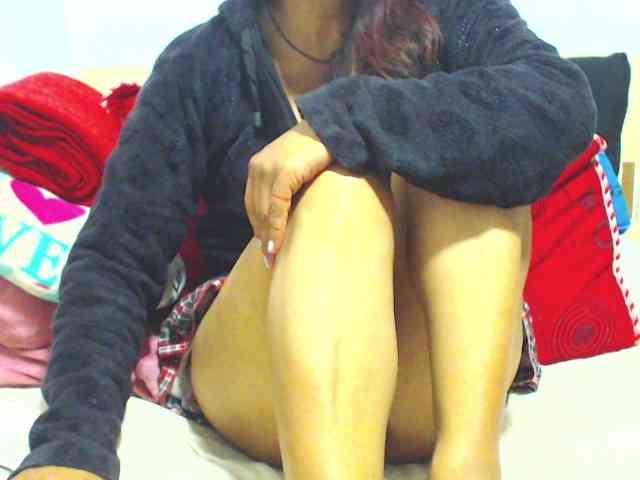 KATYY-HOTTT webcam