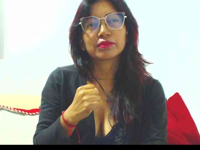 KATYY-HOTTT webcam