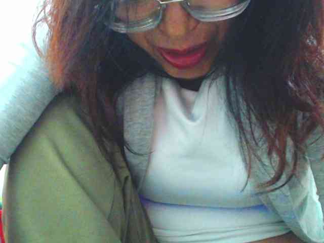 KATYY-HOTTT webcam