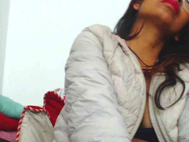 KATYY-HOTTT webcam