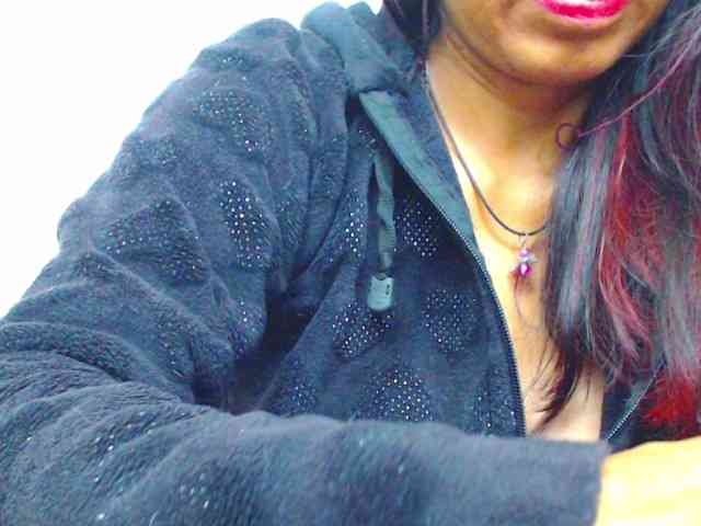 KATYY-HOTTT webcam