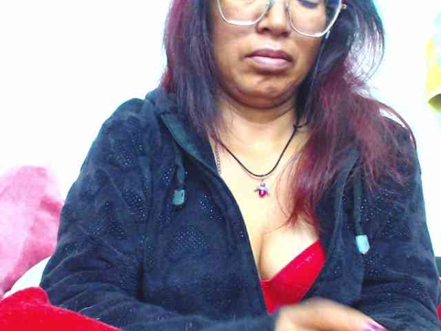 KATYY-HOTTT webcam