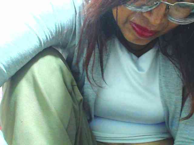 KATYY-HOTTT webcam