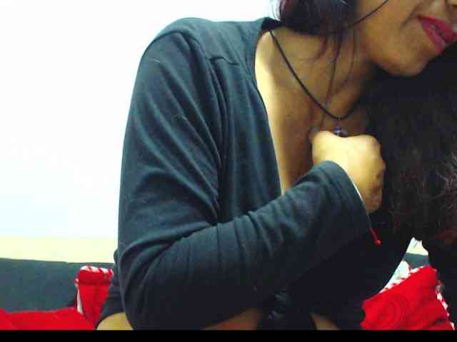 KATYY-HOTTT webcam