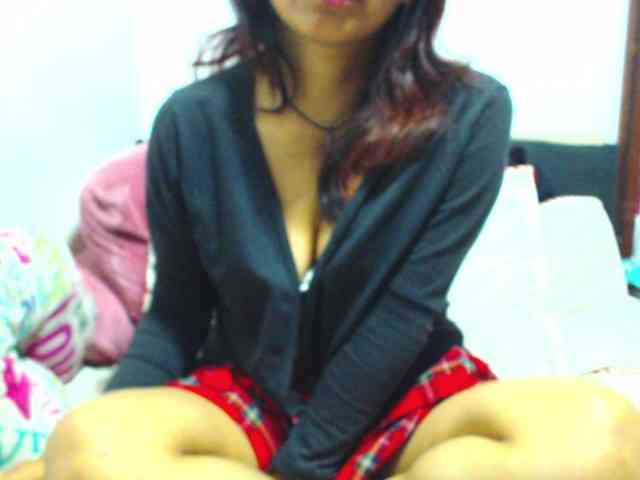 KATYY-HOTTT webcam