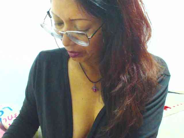 KATYY-HOTTT webcam