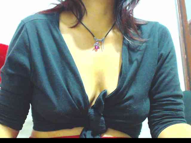 KATYY-HOTTT webcam