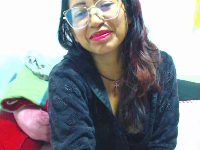 KATYY-HOTTT webcam