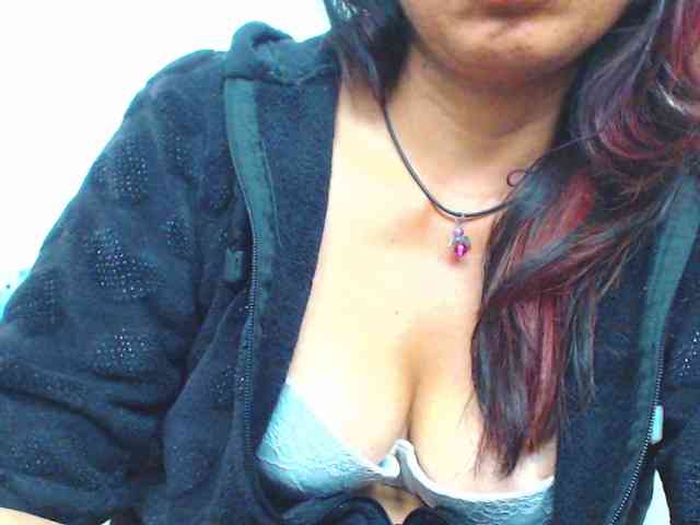 KATYY-HOTTT webcam