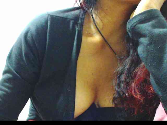 KATYY-HOTTT webcam