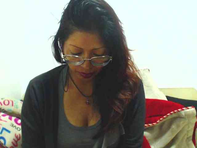 KATYY-HOTTT webcam