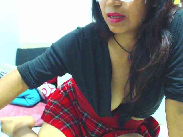 KATYY-HOTTT webcam