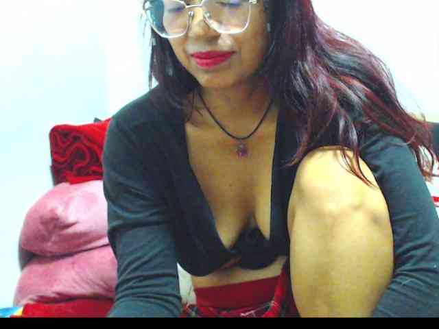 KATYY-HOTTT webcam
