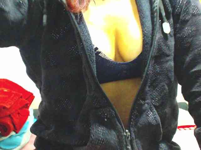 KATYY-HOTTT webcam