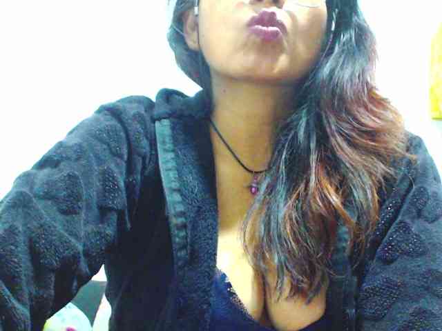KATYY-HOTTT webcam