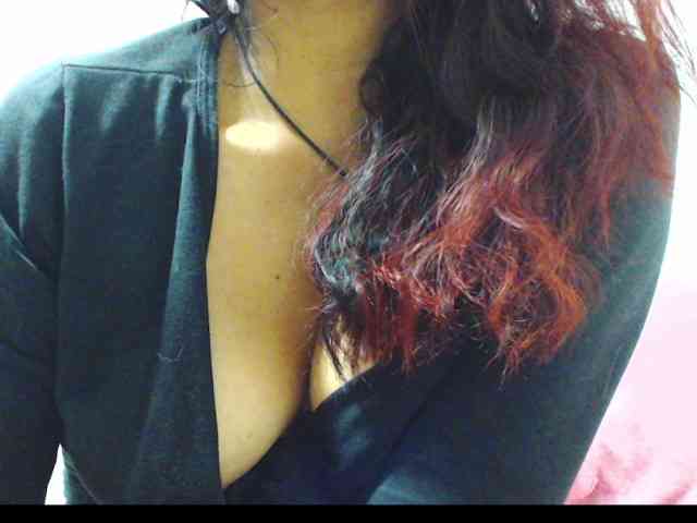 KATYY-HOTTT webcam