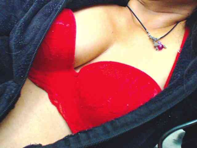 KATYY-HOTTT webcam