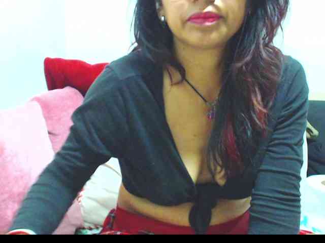KATYY-HOTTT webcam