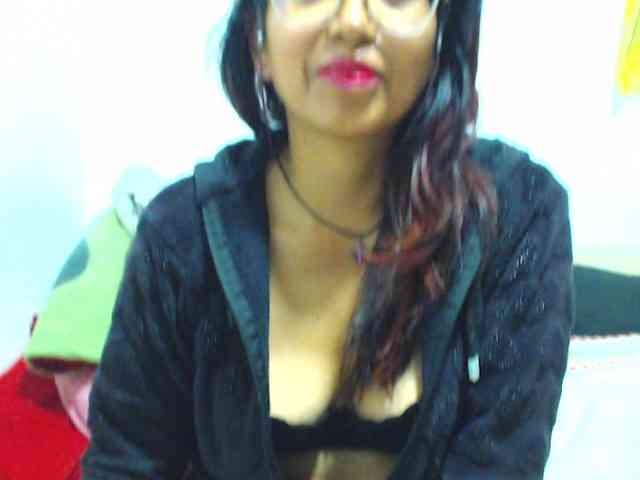 KATYY-HOTTT webcam
