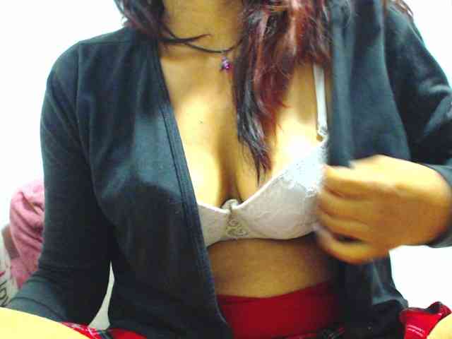KATYY-HOTTT webcam
