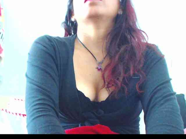 KATYY-HOTTT webcam