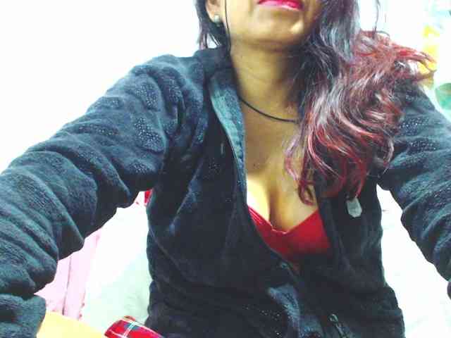 KATYY-HOTTT webcam