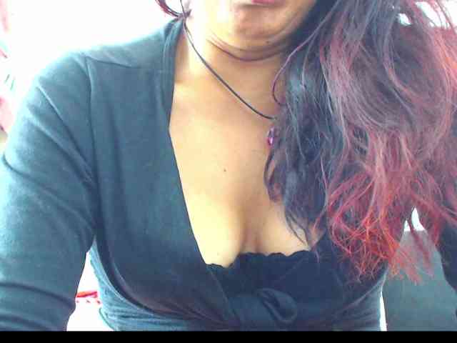 KATYY-HOTTT webcam